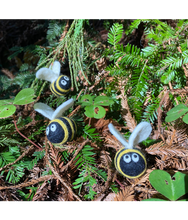 Load image into Gallery viewer, Berta the Honey Bee & Sisters - set of 3 - PLANET JOY