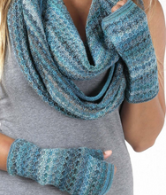 Load image into Gallery viewer, Azul Alpaca Hand Warmers - PLANET JOY