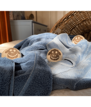 Load image into Gallery viewer, Flock of Friends Dryer Balls - PLANET JOY